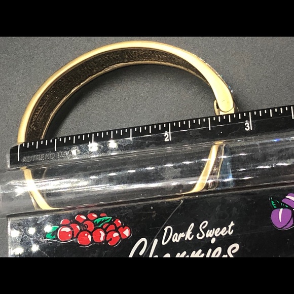 Heidi Daus 🆕 “Captivating Gigi” bangle baguettes bracelet M/L - Picture 10 of 11